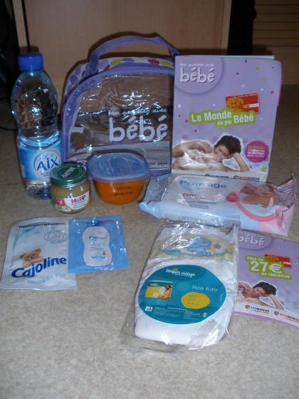 Exemple de contenu du panier cadeau bébé Intermarché